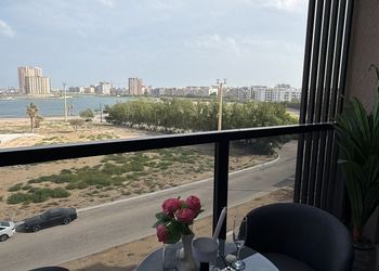 شقة بغرفة نوم وصالة 