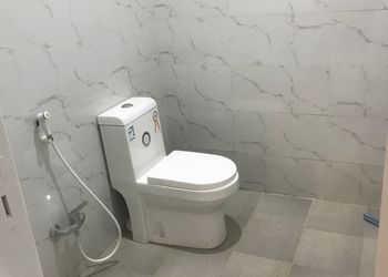 استراحة بمجلس وفناء خارجي 
