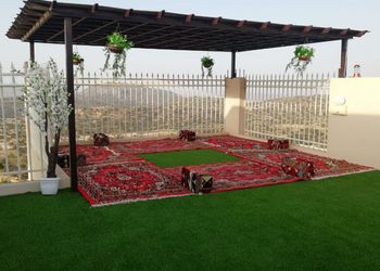 استراحة بجلسه خارجيه مطله