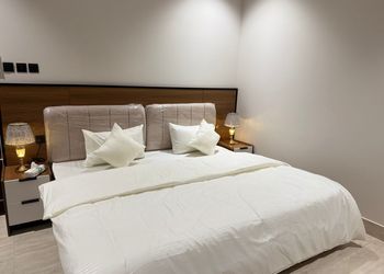 استديو بسرير ماستر ودخول ذاتي