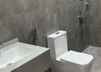 استراحة بمجالس واسعة وفناء خارجي
