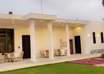 شاليه بمسبح 