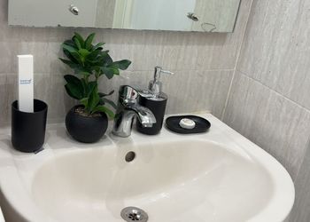 استديو هادئ بسرير ماستر 