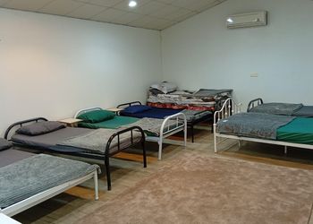 مزرعة بمناظر خلابة وجلسة خارجية 