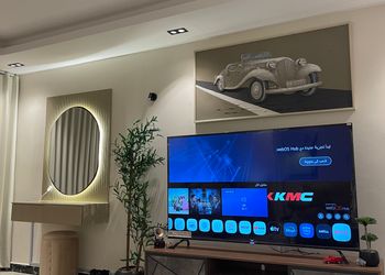 استديو بأثاث مريح وبسيط 