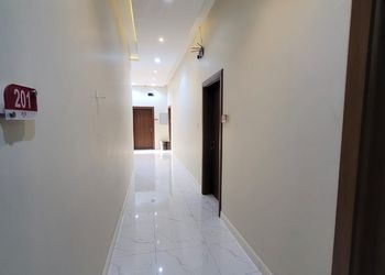 استديو بسرير ماستر وجلسة جانبية 
