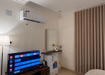 استديو بسرير ماستر ودخول ذاتي