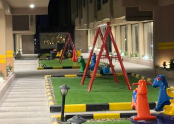 استديو بأثاث مريح وبسيط 