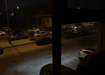 شقة بدخول ذاتي وصالة أنيقة 