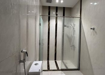 شاليه بتصميم انيق ومسبح خارجي