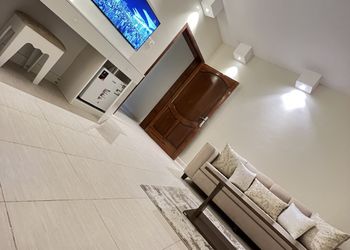 استديو بأثاث مريح وبسيط