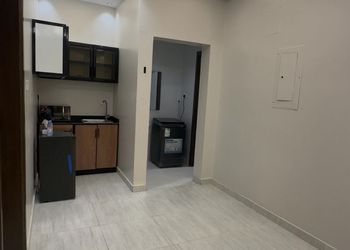 استديو بسرير ماستر ودخول ذاتي