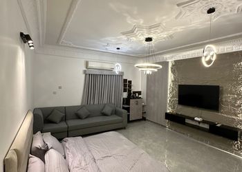 استديو أنيق بدخول ذاتي