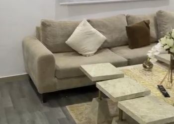 شقة بغرفة معيشة وغرفة نوم 