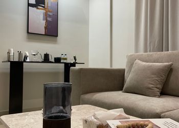 شقة بصالة وغرفة نوم