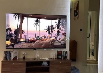 استديو بسرير ماستر