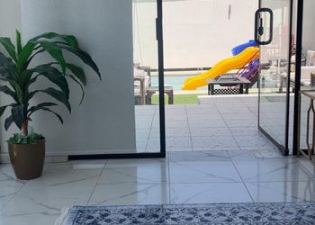شاليه بمجلس وجلسة خارجية 