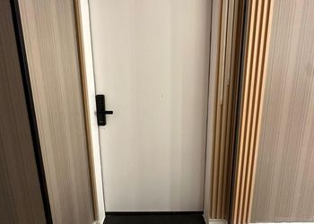 استديو هادئ بسرير ماستر