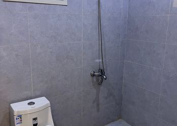 شقة بغرفة معيشة وغرفة نوم 