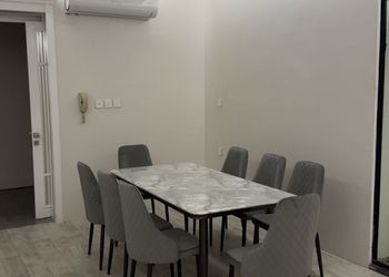 فيلا بصالة أنيقة وغرف نوم 