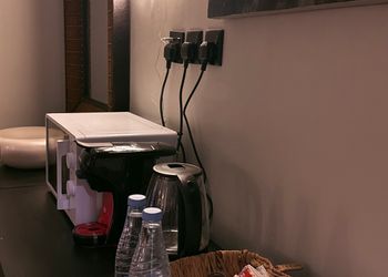 استديو بسرير ماستر وجلسة جانبية