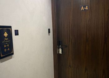استديو بسرير ماستر ودخول ذاتي