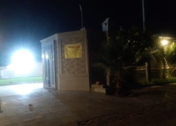 استراحة بمجالس واسعة وجلسة خارجية