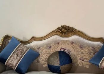 شقة بصالة وغرف نوم