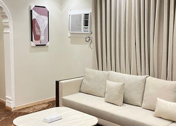 شقة بغرفتين نوم وصالة