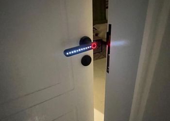 استديو هادئ بسرير ماستر 