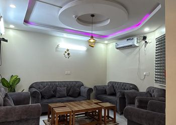 شاليه بجلسة خارجية وألعاب أطفال 