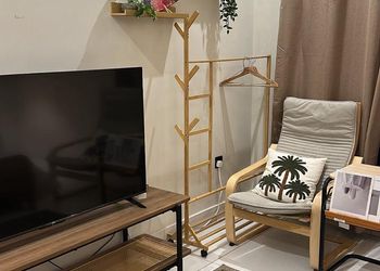 استديو بسرير ماستر وجلسة جانبية 
