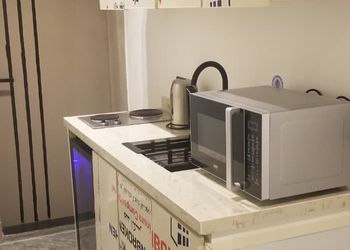 استديو بسرير ماستر وجلسة جانبية 