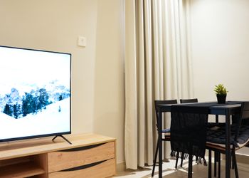 شقة بصالة مريحة ودخول ذاتي 
