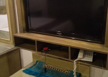استديو بسرير ماستر وجلسة جانبية 