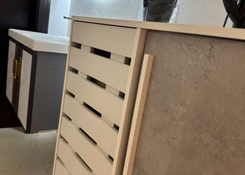 استديو بأثاث مريح وبسيط 