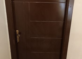 شقة بمجلس وغرف نوم 