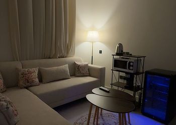 شقة بسرير ماستر 