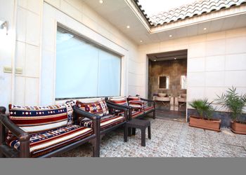 شاليه فاخر بالعاب مائية