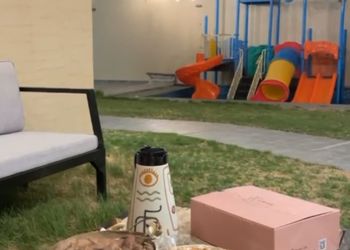 شاليه بمسطح اخضر ,ومسبح خارجي 