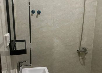 استديو بسرير ماستر وجلسة جانبية