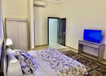 شقة بصالة وغرفة نوم دخول ذاتي 