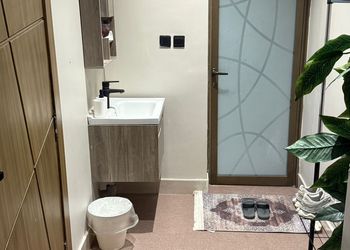 استديو بدخول ذاتي وسرير مريح
