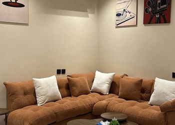 استديو بسرير ماستر