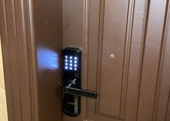 استديو هادئ بسرير ماستر 
