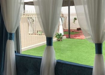 استراحة بجلسه خارجيه مطله