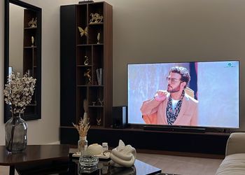 شقة بغرفة معيشة وغرفة نوم 