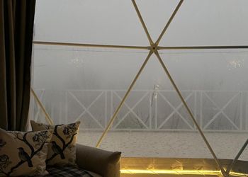 قبة داخل مزرعة بمناظر جميلة