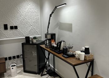 استديو هادئ بدخول ذاتي 