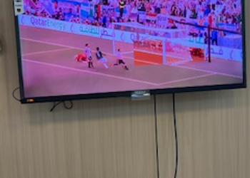 استديو بأثاث مريح وبسيط